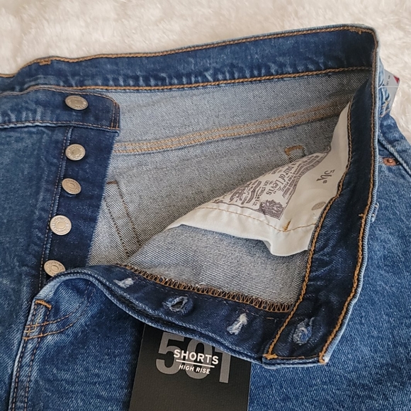 *Sold* - Picture 8 of 11